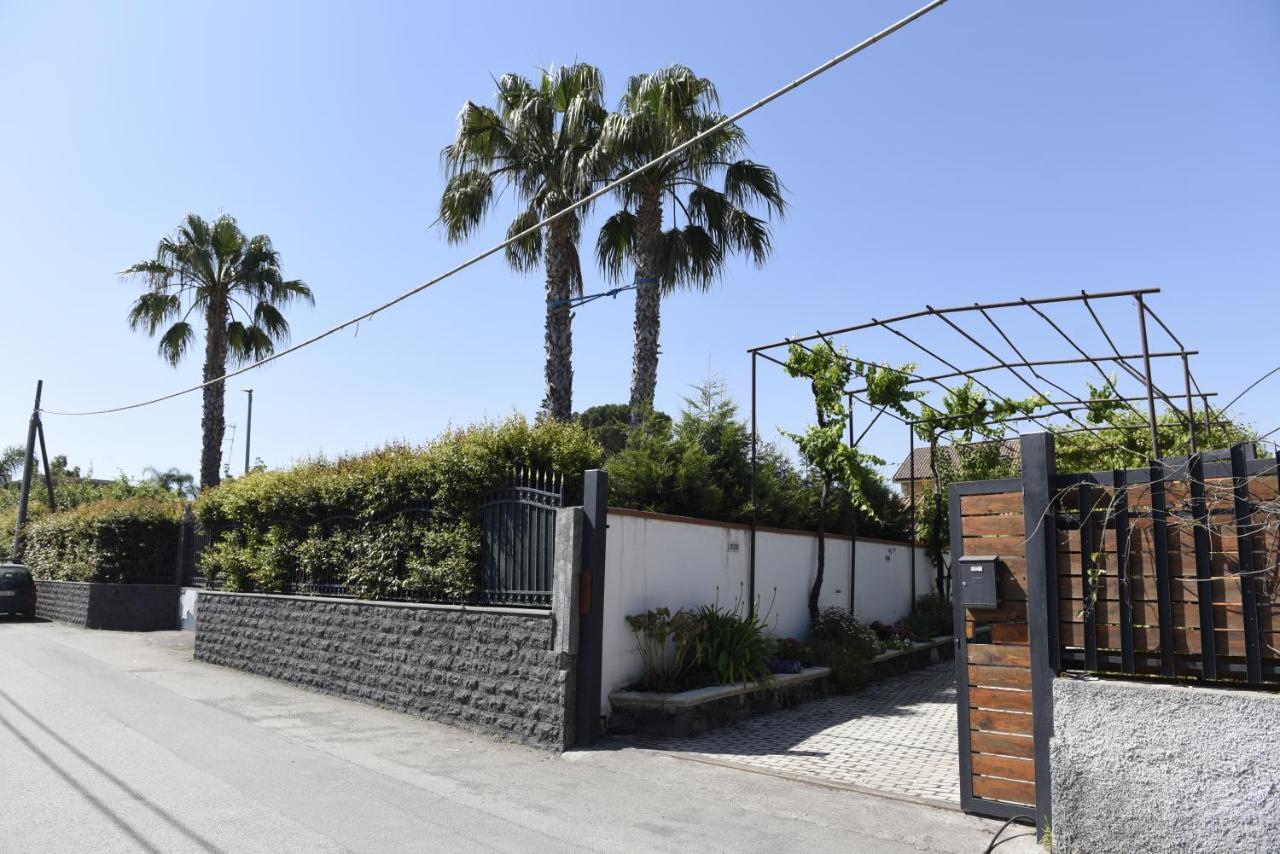 Villa Amelie Fondachello  Exterior foto